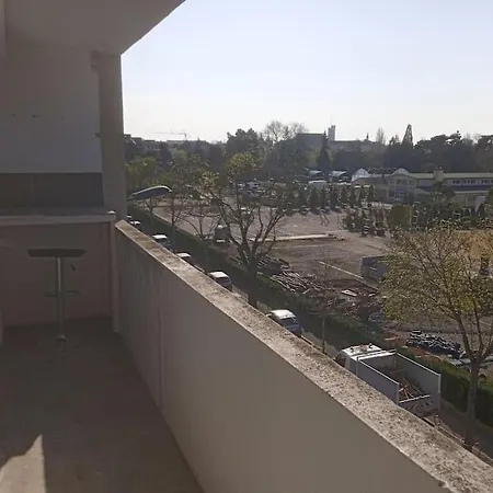 Jolie Grand Avec Vue Sur Les Vosges, Balcon アパート